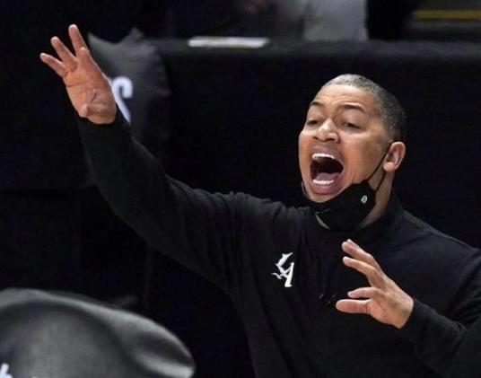 ESPN：恩德里克对缺少机会感到沮丧，正经历一段艰难的心理时期