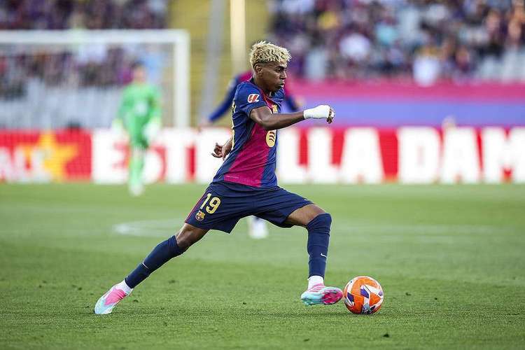 巴萨助教：必须专注比赛本身而不是考虑裁判 皇马的逼抢能力很强