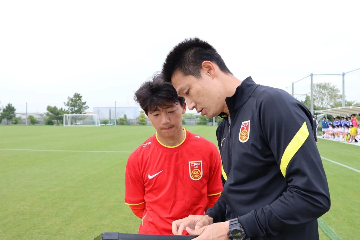 中国足球青少年精英联赛U15组,上海海港U15队战胜长春亚泰U15队