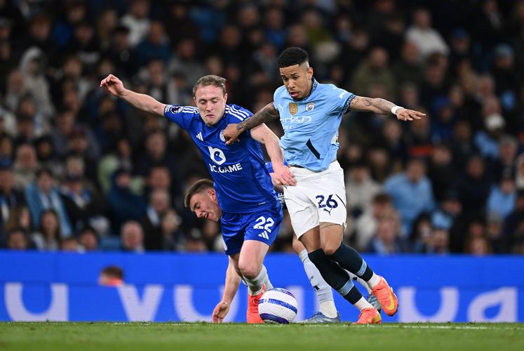 曼城反超！谢尔基直塞，马尔穆什晃开防守球员小角度破门