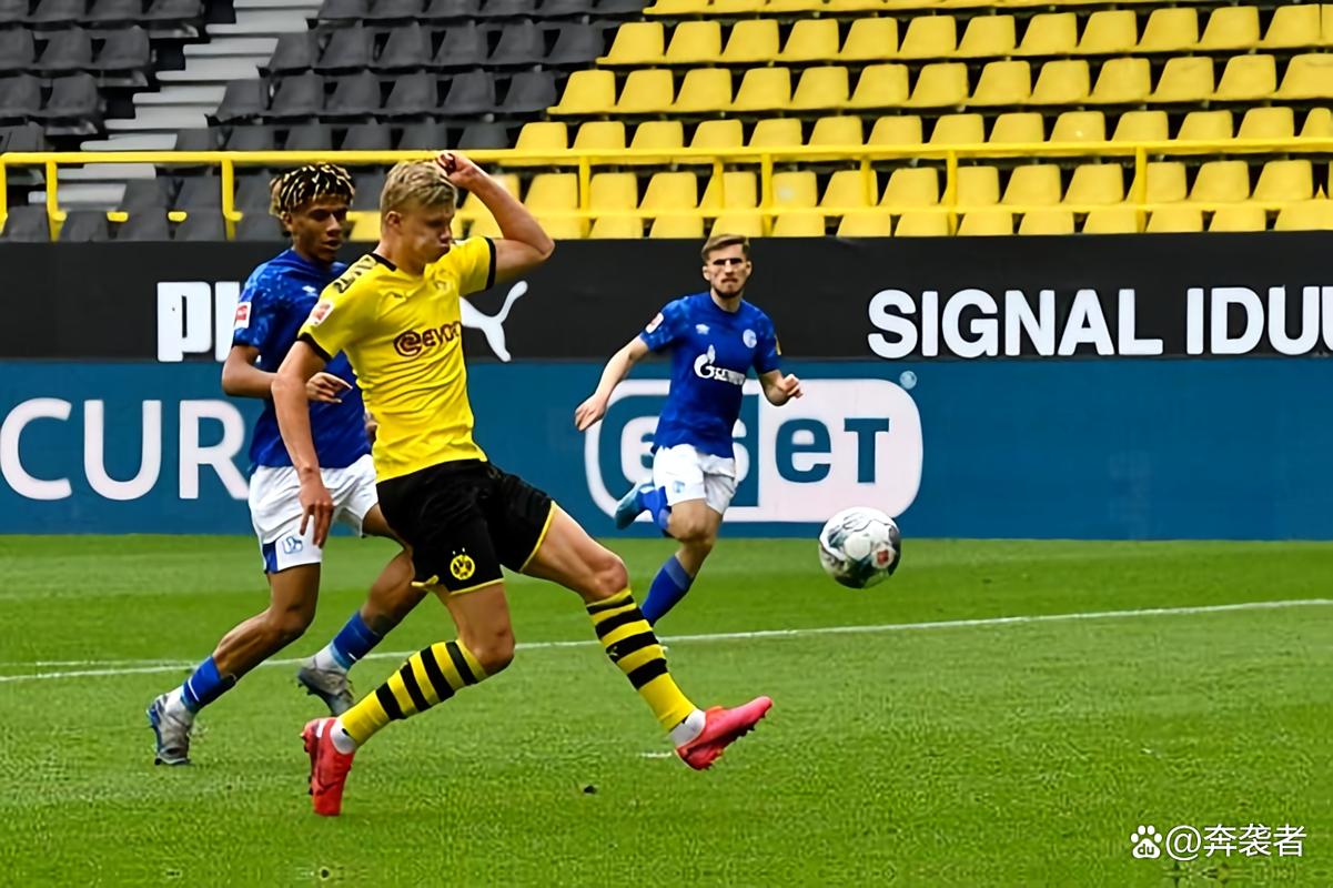 锁定胜局！谢尔基补时破门，曼城3-1领先