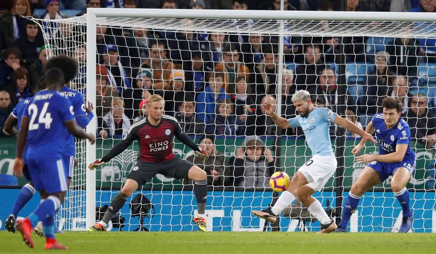 传射建功！曼城中场谢尔基社媒晒同马尔穆什相拥庆祝：晋级下一轮