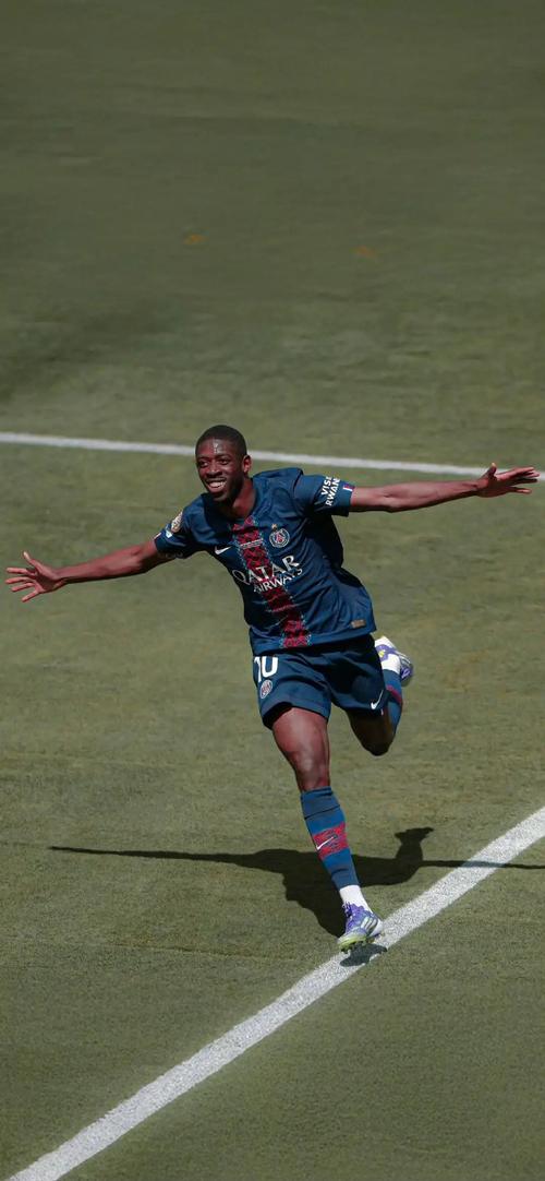 详细阅读:RMC:登贝莱今天正常出席球队训练,看起来并没有不适 RMC:登贝莱今天正常出席球队训练,看起来并没有不适