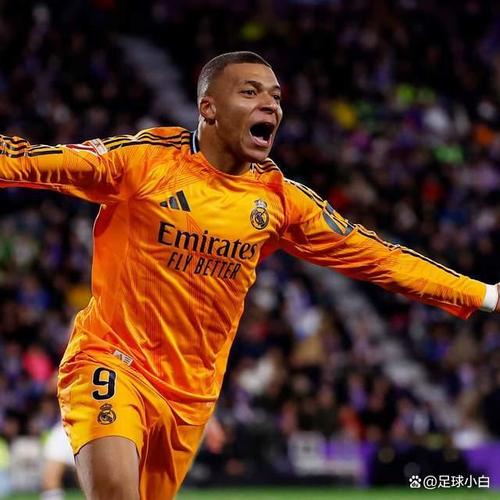 详细阅读:有失准头!皇马反击,姆巴佩禁区前打门变高射炮 有失准头!皇马反击,姆巴佩禁区前打门变高射炮