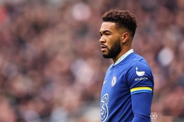 详细阅读:里斯-詹姆斯:这样的结果令人失望,我们总是自己失误导致丢球 里斯-詹姆斯:这样的结果令人失望,我们总是自己失误导致丢球