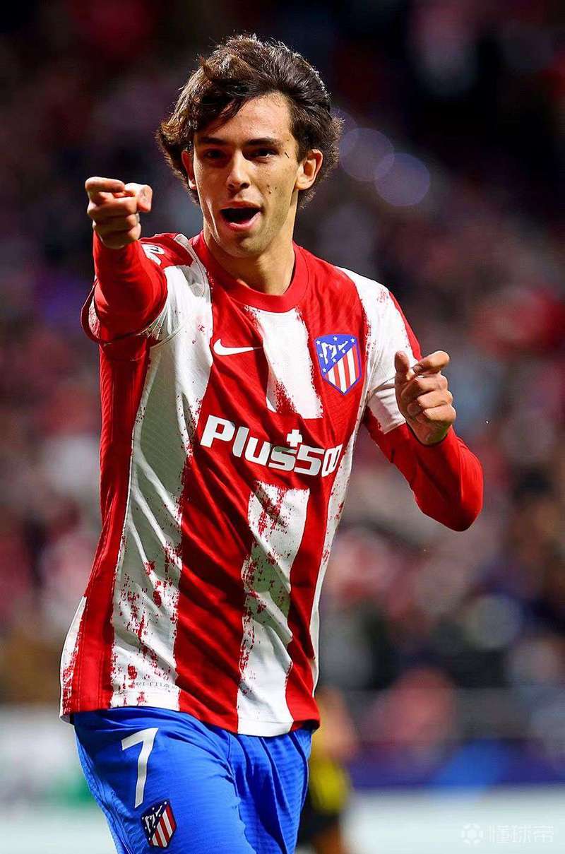 详细阅读:降维打击!菲利克斯倒钩破门,胜利4-0领先 降维打击!菲利克斯倒钩破门,胜利4-0领先