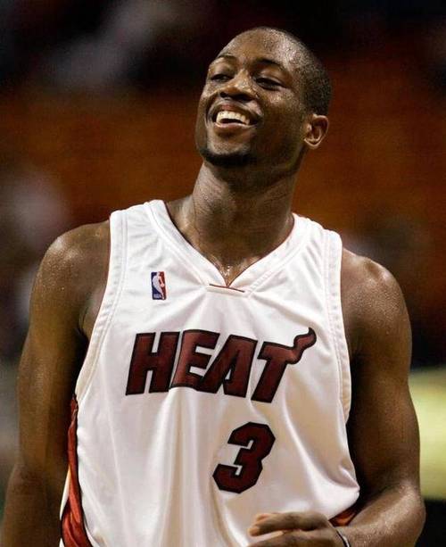 详细阅读:皮尔斯:我比韦德强 我巅峰期时可没福气和更多名人堂球员当队友 皮尔斯:我比韦德强 我巅峰期时可没福气和更多名人堂球员当队友